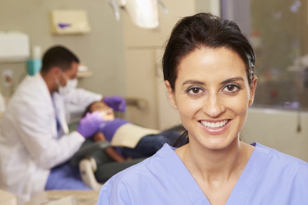 3 Intra Oral Duties You Can Expect To Do After Dental Assistant 